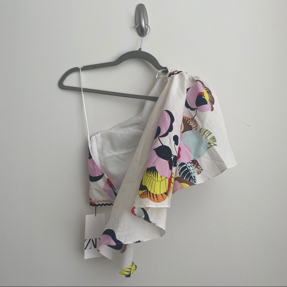 Zara floral assymetric crop top - Picture 9 of 9